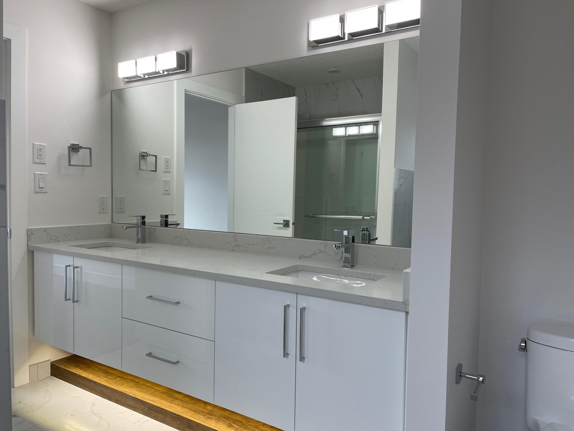 The 9843 153 Street Infill — custom home by Nexity Homes, photo 6
